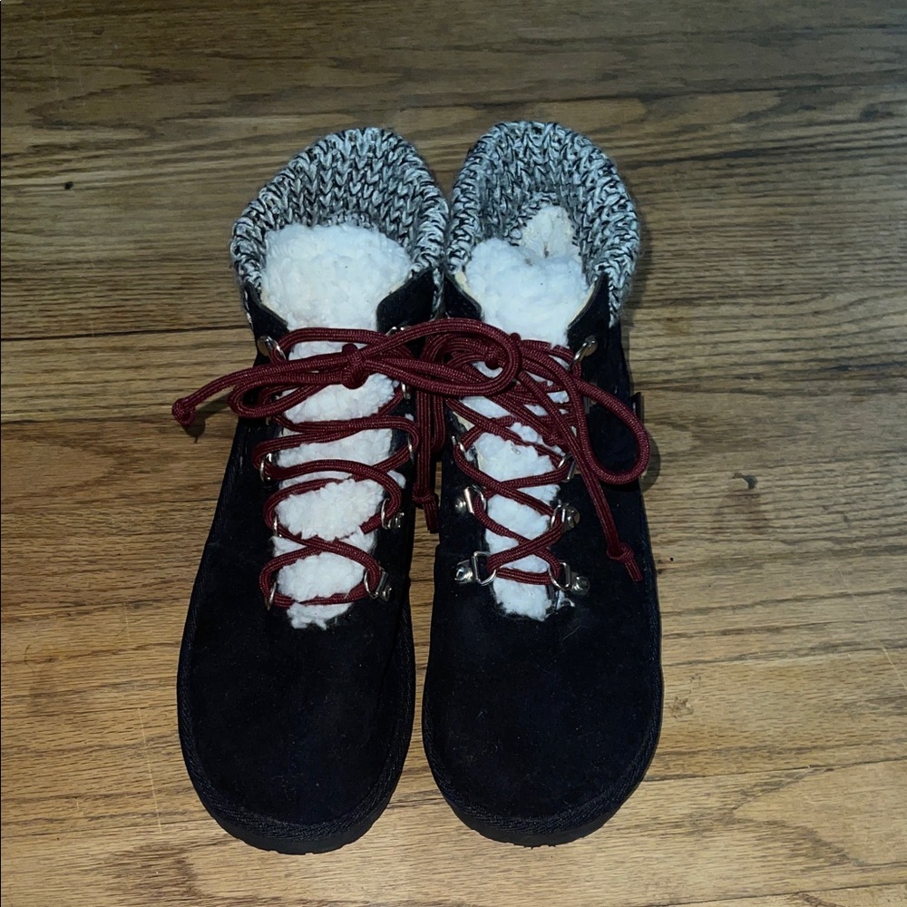 Muk Luks Women's Black and White Winter Boots